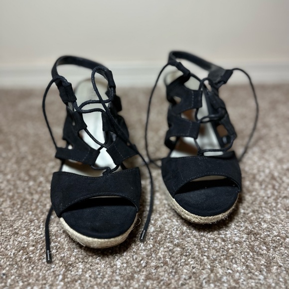 Ana Black Wedges - Picture 2 of 4